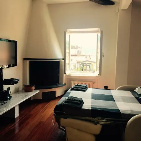 Apartmán Splendida Mansarda Open Space
